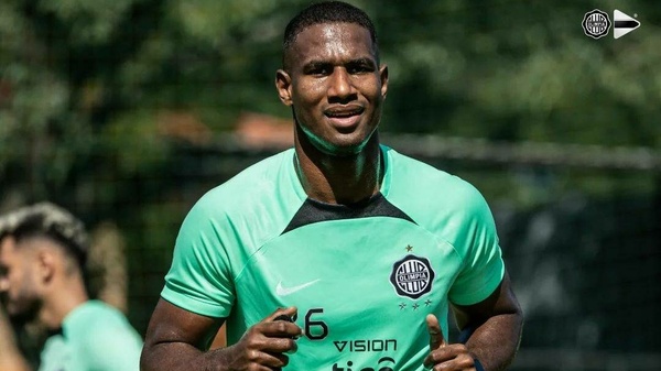 Repre de Romaña revela lo que "sacrificó" el jugador para chutar si o si en Olimpia