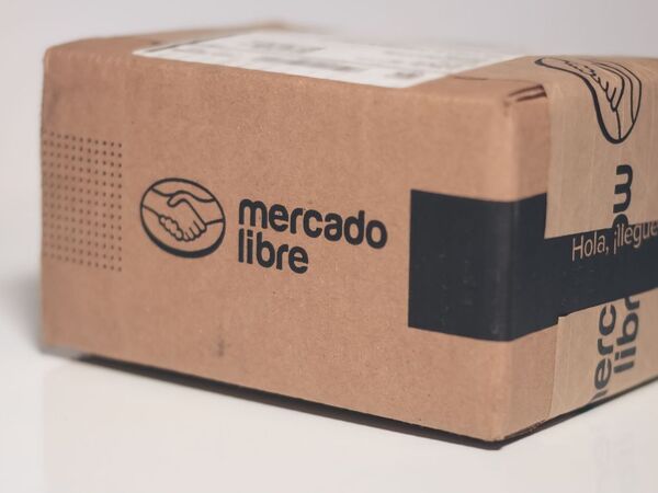 Las ganancias netas de Mercado Libre crecen un 480% en 2022 - Revista PLUS