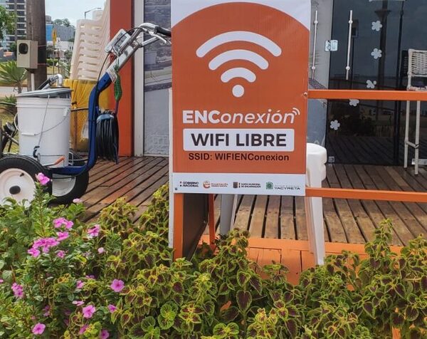 Con apoyo de Yacyreta habilitan servicio de wifi libre en las playas de Encarnación