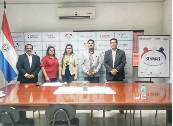 Secretaria Ejecutiva de la SENADIS recibió en audiencia al Gobernador de Itapúa