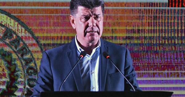 La Nación / “No tiene un proyecto de país que emana de la tradición de ese partido”, cuestionan a Alegre