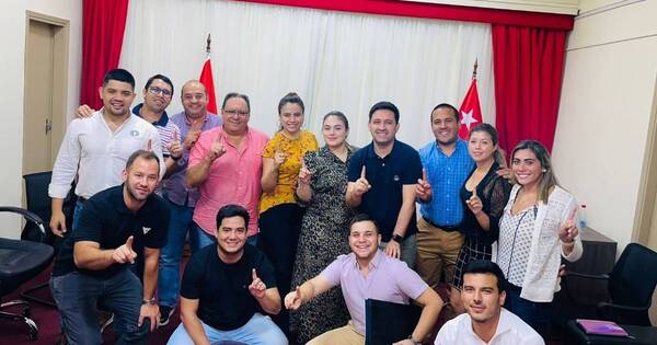 La Nación / Equipo joven de la ANR lanza convocatoria para incentivar la participación juvenil en las elecciones