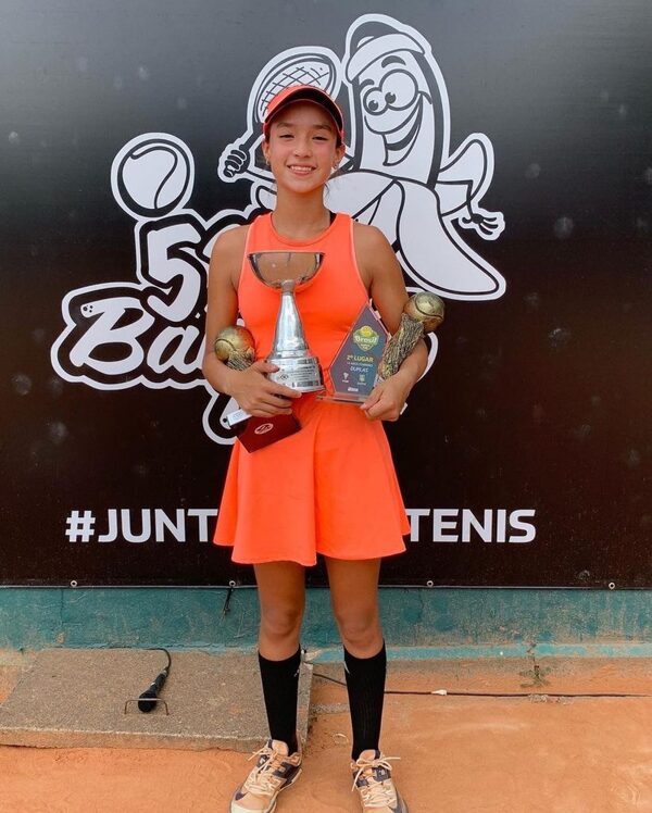 Julieta Marcos Cattoni es campeona de dobles en el Asunción Bowl - La Tribuna
