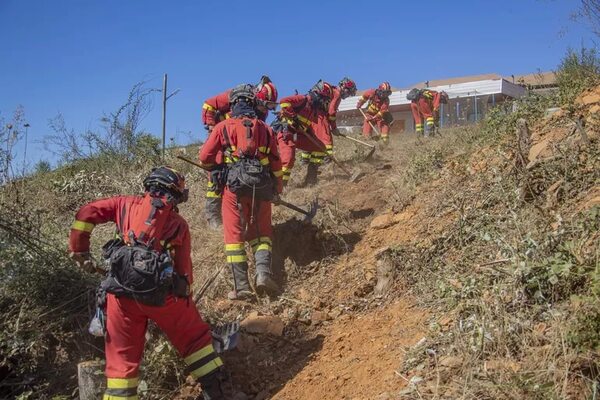 Chile registra 33 fuegos activos, la cifra más baja del año - Mundo - ABC Color