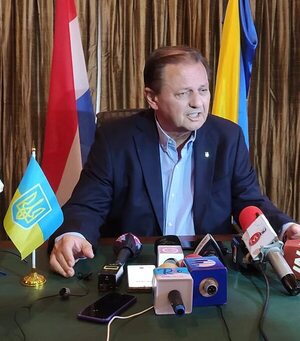 Cónsul ucraniano condenó los “actos terroristas” de Rusia tras un año del inicio - Nacionales - ABC Color