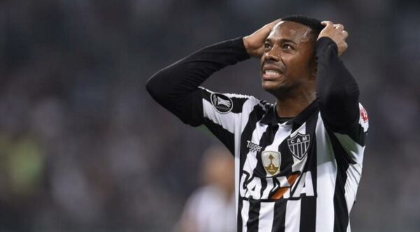 Brasil inicia trámite para que Robinho cumpla en el país pena por violación