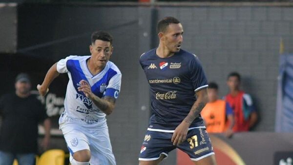 Ameliano y Nacional carecen de contundencia y firman empate