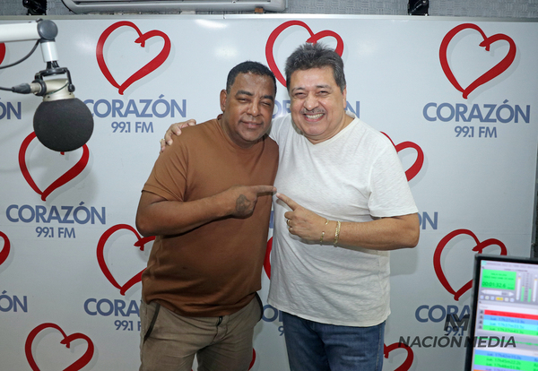 Diario HOY | Líder de Raça Negra vino a Paraguay y charló con el Pionero en FM Corazón