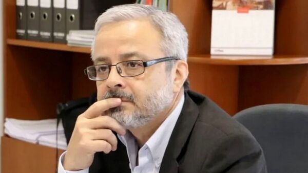Querey cuestiona sobre reportes en "blanqueo" de bienes de Cartes