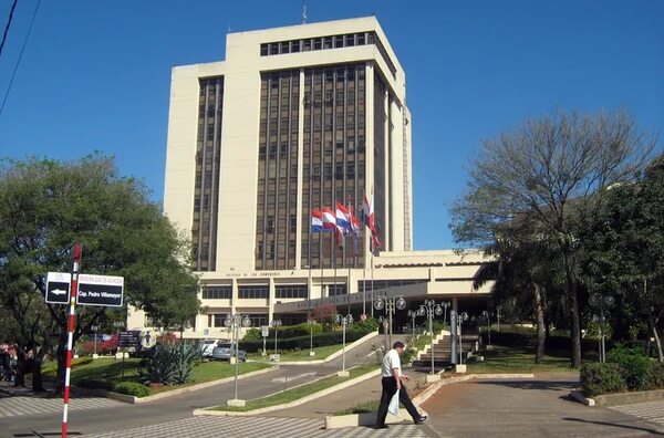 Fiscalía no actuó en denuncias que revelan US$ 80 millones de daños - Política - ABC Color