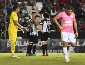 Libertad recibe a Tacuary con el objetivo de seguir escalando - Fútbol - ABC Color