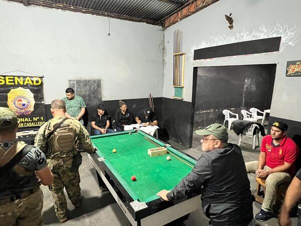 Incautación de drogas y dos detenidos durante allanamiento en Pedro Juan