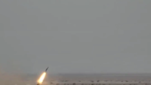 Irán presenta un misil con un alcance de 1.650 kilómetros