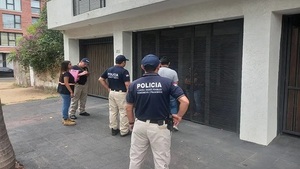 Allanan propiedades vinculadas a exministro Joaquín Roa - Noticias Paraguay