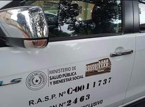 Roban móvil salud del patio del Hospital Regional de Pedro Juan Caballero