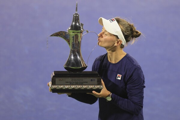 Diario HOY | Krejcikova sorprende a Swiatek y conquista Dubái