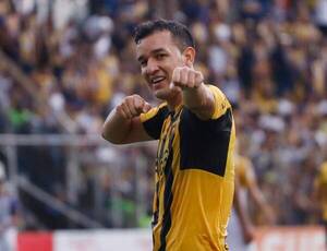 [VIDEO] Néstor Camacho marcó, tal vez, el mejor gol de la 5º fecha del Apertura