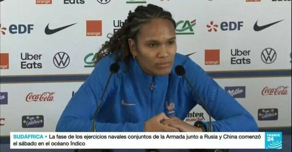 Capitana de selección femenina de fútbol de Francia renunció faltando cinco meses para mundial