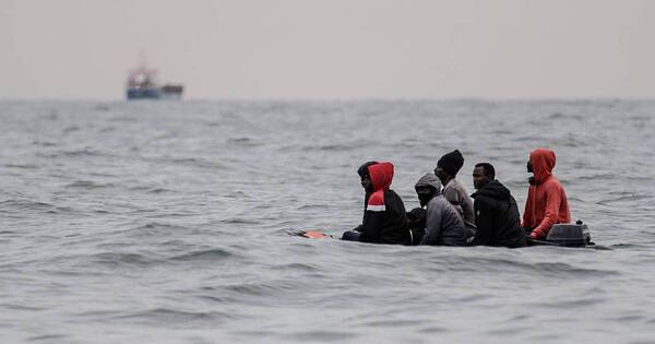 La Nación / Más de 30 migrantes fallecieron durante naufragio cerca de la costa de Italia