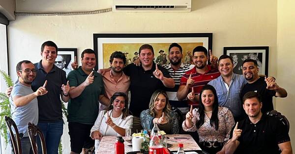 La Nación / Equipo joven de la ANR eligió a sus jefes de campaña, rumbo a las elecciones