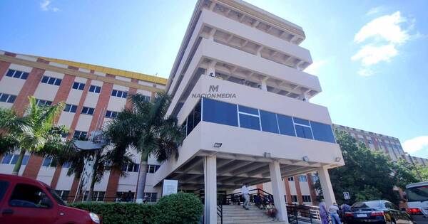 La Nación / Clínicas asegura atención por guardia en todos los servicios, este lunes