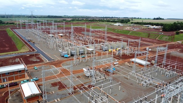 Este domingo se logró energizar la primera terna de la nueva línea de transmisión de 500kV Itaipu-Yguazú - .::Agencia IP::.