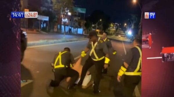 ¡Bochornoso! Agentes de la Patrulla Caminera protagonistas de salvaje agresión - Noticias Paraguay