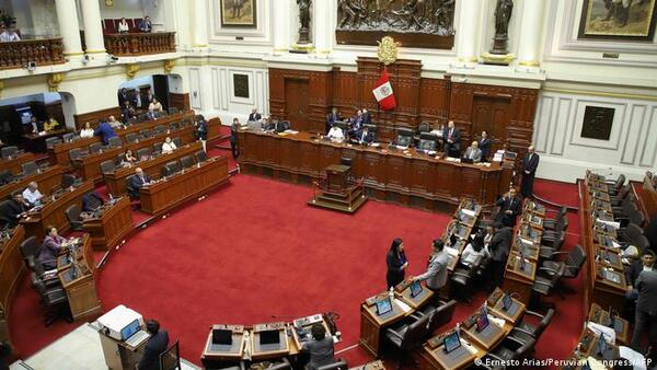 Sondeo IEP: 90% de la población desaprueba al Congreso de Perú