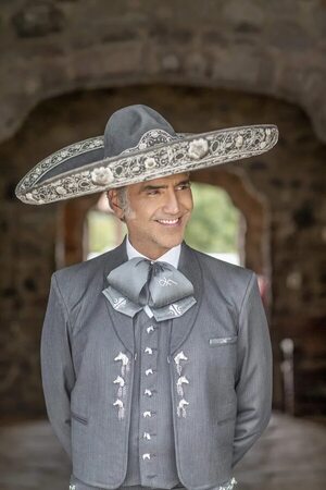 Alejandro Fernández actuará esta noche en el SND Arena - Música - ABC Color