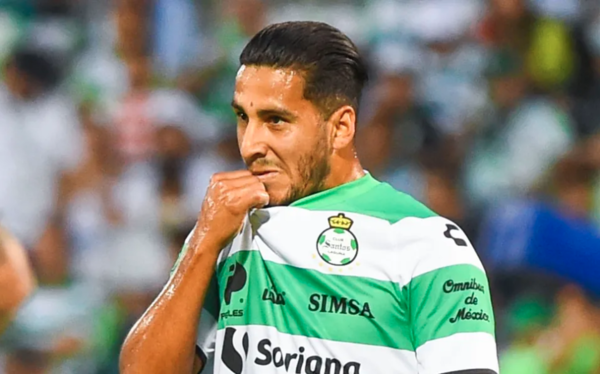 Versus / El duro momento que atraviesa Cecilio Domínguez en Santos Laguna