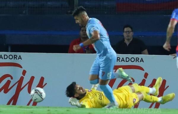 ¡Rezale a San Miguel! Jean sigue “machucado” y por ahora se pierde la Libertadores
