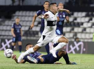 A “Tiburón” Torres, con pasado cerrista, le preguntaron lo que le pareció el arbitraje ante Olimpia y…