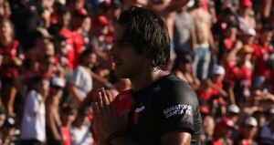 Versus / "Conejo" Benítez marca en el estreno del "Pipo" Gorosito como DT de Colón
