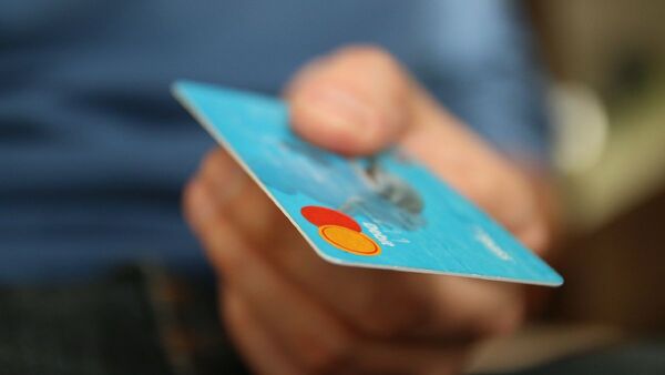 Problemas con tarjetas: "Compras quedaron en los carritos", lamentan