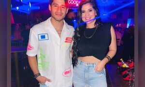 Emi Aranda mostró que está bien con Tito Torres en festejo de su cumple