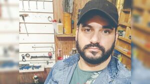 Mariachi ofreció sus pomelos y le llovieron piropos tie'ỹ