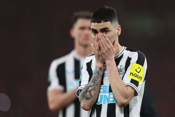 Versus / Golpeado por la derrota, Miguel Almirón habló tras la final de la "Carabao Cup"