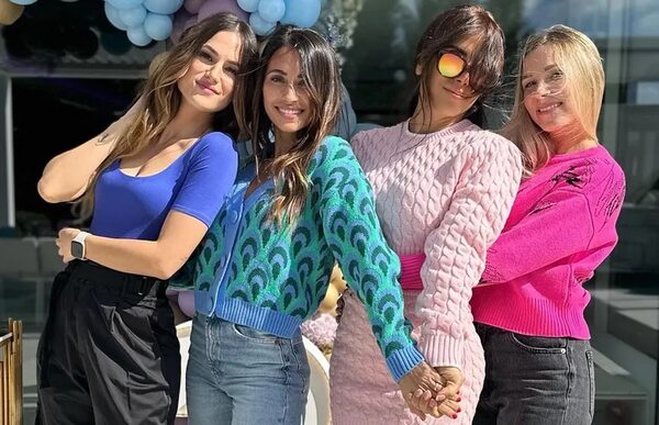 Antonela Roccuzzo, la esposa de Messi, recibió sus 35 años rodeada de sus amigas - Gente - ABC Color