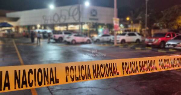 La Nación / Centros comerciales exigen seguridad y condenan hecho de sicariato en supermercado