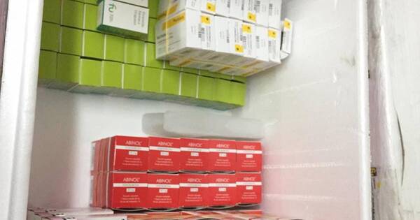 La Nación / Pacientes con cáncer reclaman falta de medicamentos