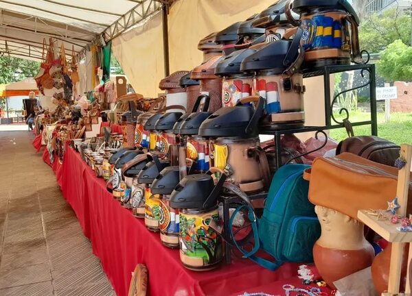 Expo Tereré se extiende hasta mañana en la Plaza de la Democracia - Nacionales - ABC Color