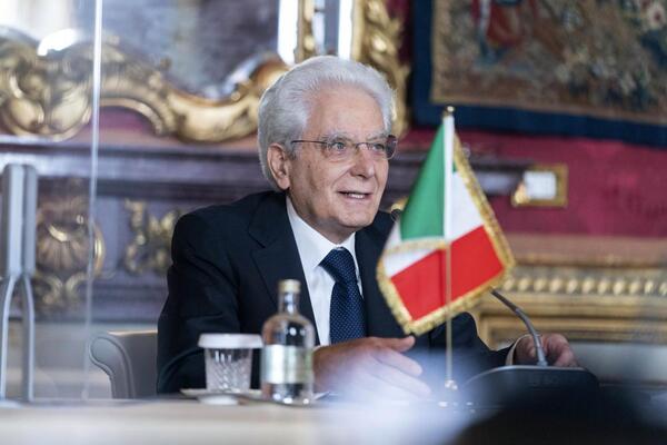 Sergio Mattarella es reelecto como jefe de Gobierno en Italia | 1000 Noticias