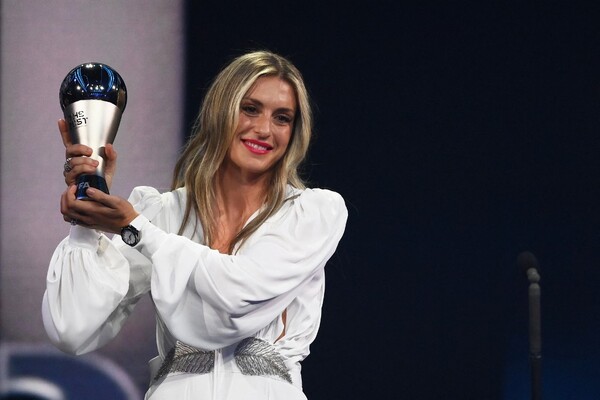 Diario HOY | La española Alexia Putellas es coronada como la mejor futbolista del mundo