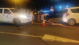 Video: motociclista muere y según policía, no llevaba casco - Policiales - ABC Color