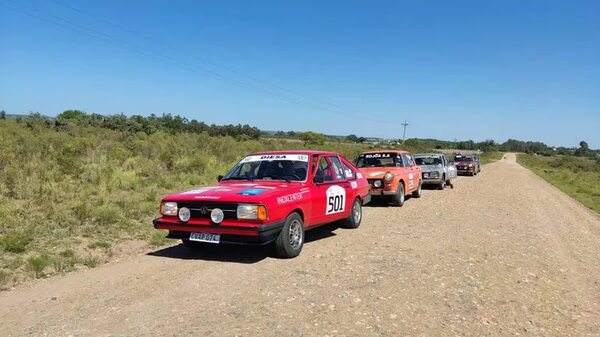 Los históricos, con bandera verde en el GP del Uruguay - ABC Motor 360 - ABC Color