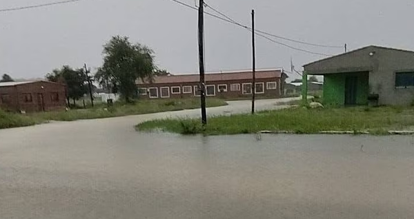 Lluvias dejan bajo agua a Puerto Casado y piden asistencia para damnificados - Noticiero Paraguay