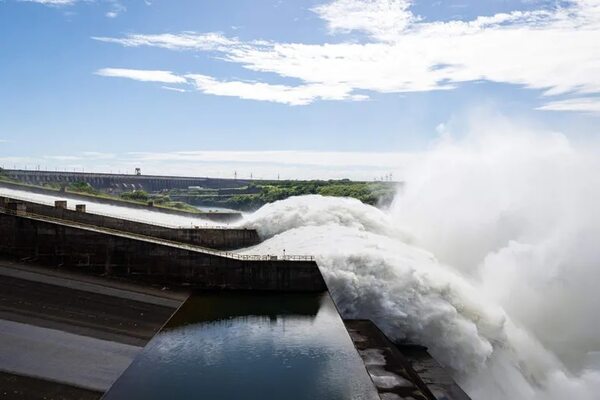 Itaipú cancela hoy una deuda de US$ 63.500 millones que comenzó en 1974 - Economía - ABC Color