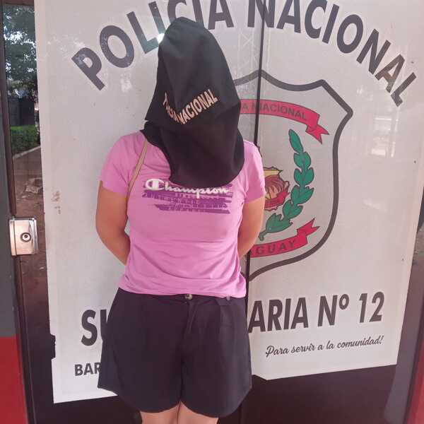 Madre e hija a los golpes por la posesión de una casa - La Clave