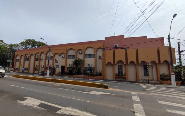 Intendente gestiona recursos en ITAIPU para recapar Cacique Lambaré | Lambaré Informativo