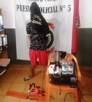 Entregó a su hijo a la Policía por hurtar en una escuela - ABC en el Este - ABC Color